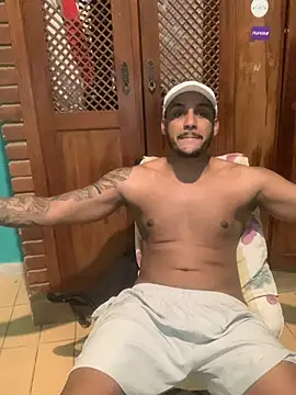 Snapshot of Pinocchiu chatting on December 2025 12:49:02 AM Pinocchiu online show from December 2025 12:49:02 AM