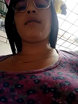 naughty-girl01 online show from February 2025 01:29:01 PM