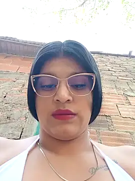 naughty-girl01 online show from February 2025 01:44:01 PM