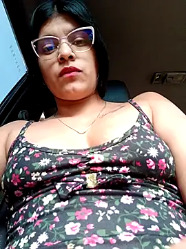 naughty-girl01 online show from February 2025 01:52:02 PM