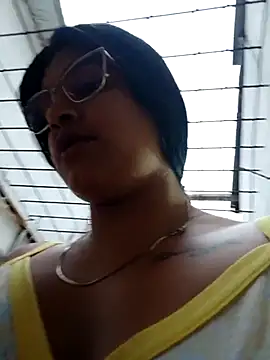 naughty-girl01 online show from March 2025 11:18:01 AM