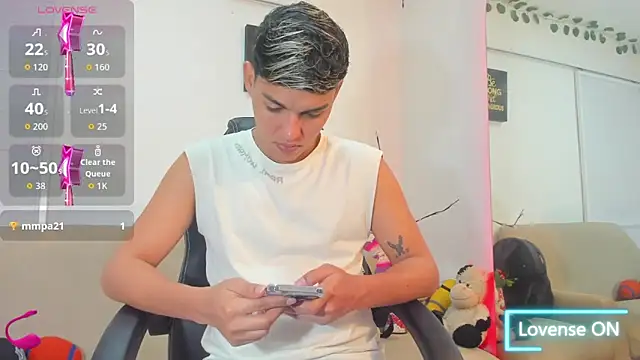 ryan carter08 online show from November 2025 03:27:02 AM