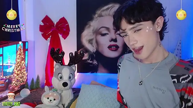 maxiy 001 online show from December 2024 04:42:01 AM