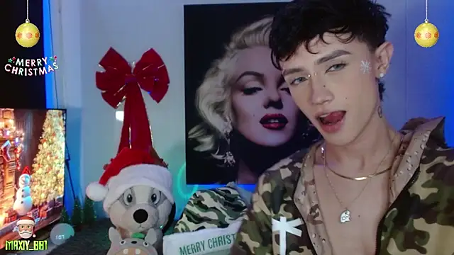 maxiy 001 online show from December 2024 06:08:02 AM