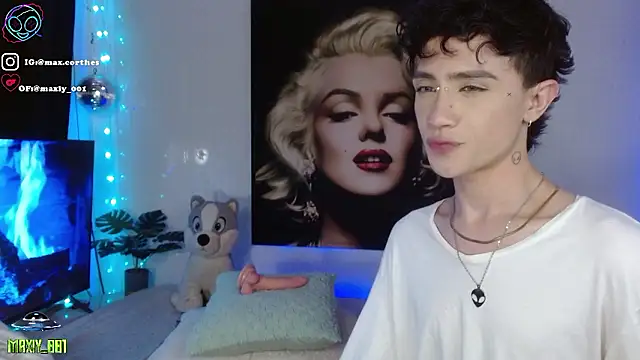 maxiy 001 online show from January 2026 08:18:01 AM