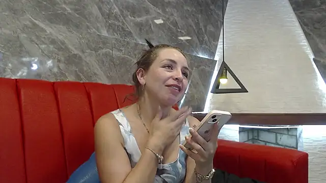  isaabellaa online show from February 2025 05:19:02 PM