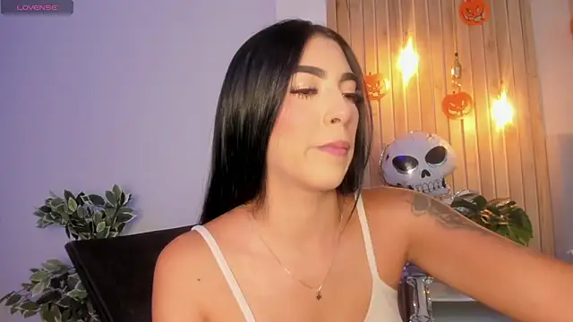 AriRobert  online show from October 2025 03:53:01 AM