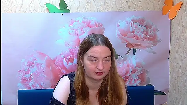 FreyaDak online show from October 2025 05:10:02 PM