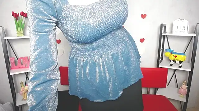 Snapshot of BeatriceFly chatting on December 2024 02:48:02 PM BeatriceFly online show from December 2024 02:48:02 PM