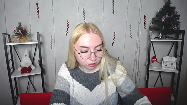 Snapshot of BeatriceFly chatting on December 2024 09:34:02 AM BeatriceFly online show from December 2024 09:34:02 AM