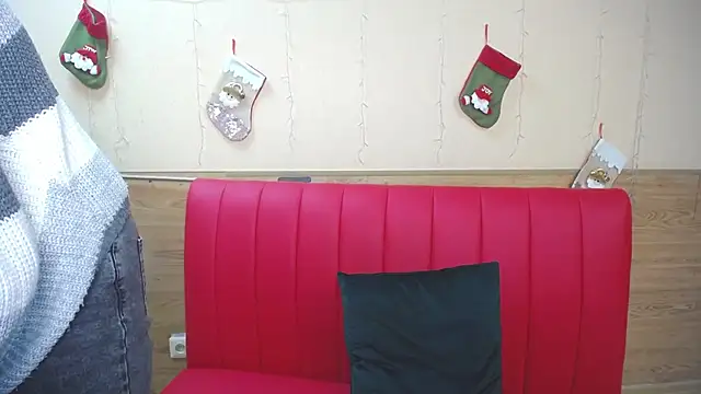 Snapshot of BeatriceFly chatting on December 2024 06:17:02 AM BeatriceFly online show from December 2024 06:17:02 AM