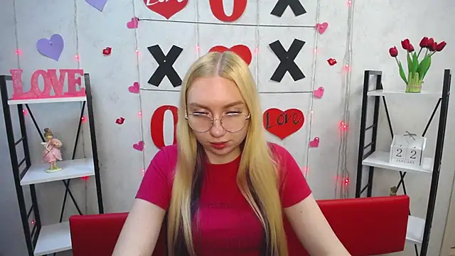 Snapshot of BeatriceFly chatting on January 2025 04:23:01 PM BeatriceFly online show from January 2025 04:23:01 PM