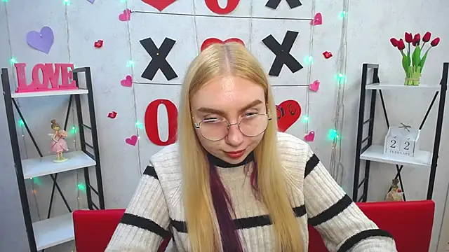 Snapshot of BeatriceFly chatting on February 2025 12:40:01 PM BeatriceFly online show from February 2025 12:40:01 PM