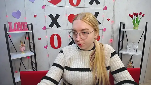 Snapshot of BeatriceFly chatting on February 2025 09:11:02 AM BeatriceFly online show from February 2025 09:11:02 AM