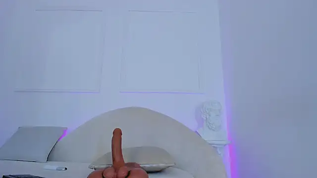 Hanna Moonlight  online show from March 2025 02:10:02 AM