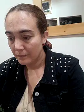 skayhot  online show from February 2026 11:36:01 AM