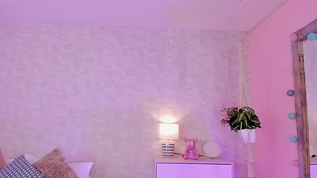 DahianaWalcott online show from February 2025 01:05:01 AM