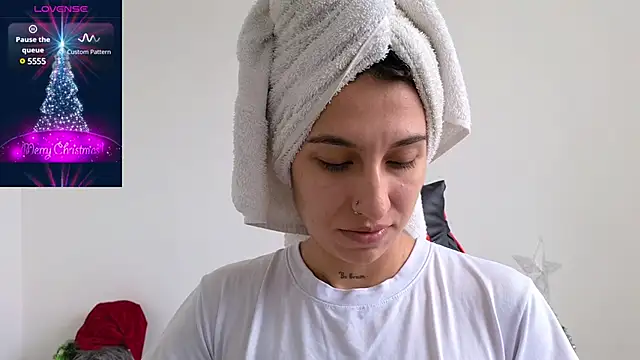 Snapshot of tammyandrade_ chatting on December 2024 12:12:01 PM tammyandrade online show from December 2024 12:12:01 PM