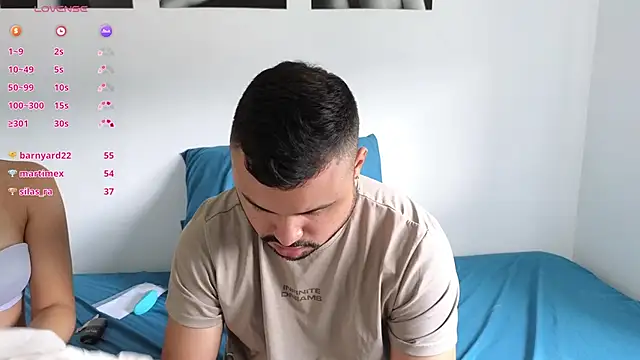 Snapshot of tammyandrade_ chatting on March 2025 06:53:01 PM tammyandrade online show from March 2025 06:53:01 PM