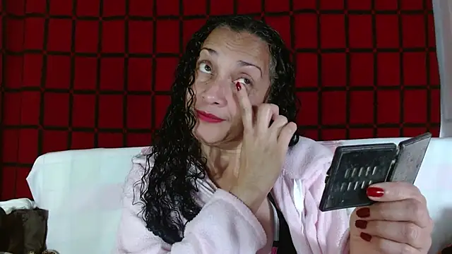Tita Madurita online show from May 2026 12:23:02 PM