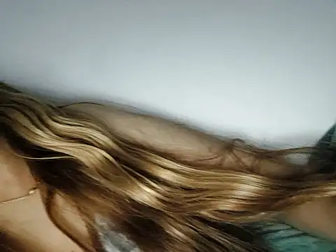 Snapshot of 7alawa-44 chatting on November 2025 01:37:01 AM 7alawa-44 online show from November 2025 01:37:01 AM