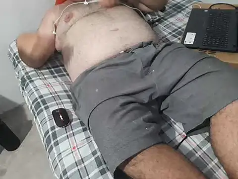 mfreitas005 online show from February 2025 10:50:01 PM