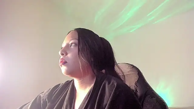 Snapshot of emiily15__ chatting on December 2025 08:18:02 PM emiily15 online show from December 2025 08:18:02 PM