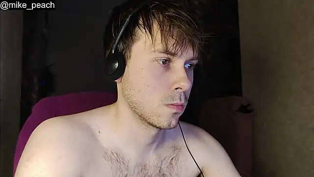 Snapshot of mike_peach chatting on February 2026 11:49:01 PM mike peach online show from February 2026 11:49:01 PM