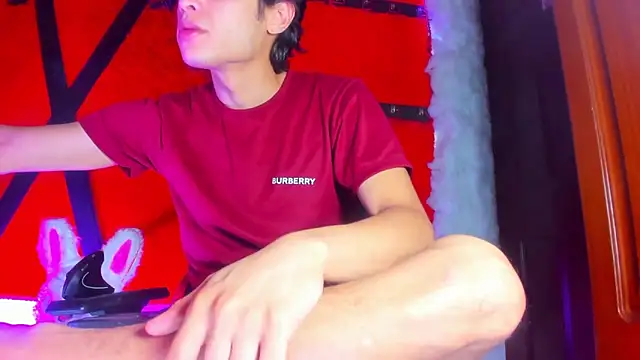 LilOwen  online show from March 2026 04:29:02 PM