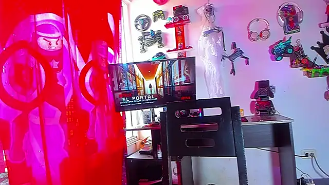 LilOwen  online show from June 2026 04:59:01 PM