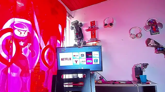 LilOwen  online show from July 2026 05:48:02 PM