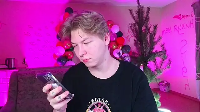 TheMikeSever online show from January 2025 05:50:01 PM