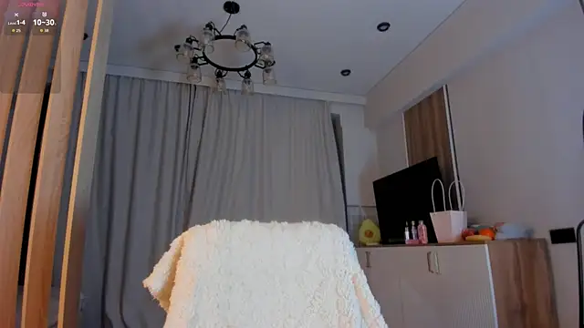 nacumi mi online show from March 2026 04:25:02 PM