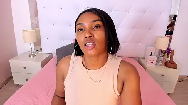 Snapshot of Isla_Scott chatting on January 2026 11:24:02 AM Isla Scott online show from January 2026 11:24:02 AM