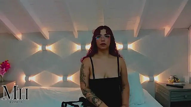 MizzHell online show from May 2026 03:46:01 AM