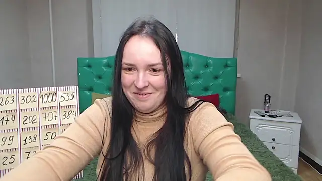 IsabelBlackberry online show from January 2025 12:17:01 PM