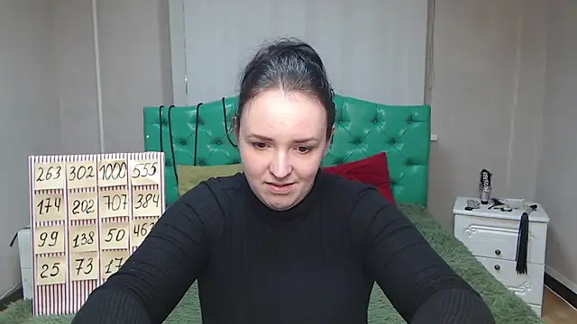 IsabelBlackberry online show from February 2025 03:08:02 PM