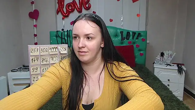 IsabelBlackberry online show from March 2025 12:24:01 PM