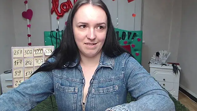 IsabelBlackberry online show from March 2025 12:22:01 PM