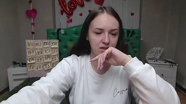 IsabelBlackberry online show from September 2025 05:08:01 AM