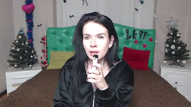 JasmineKouch online show from January 2026 06:24:02 PM