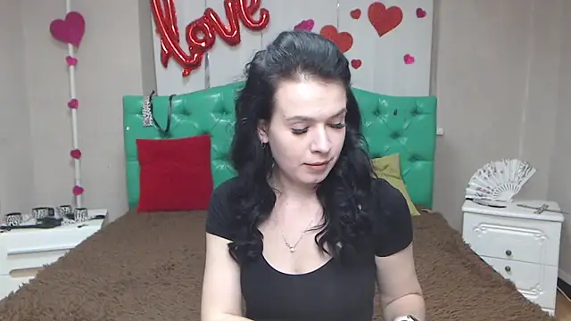 JasmineKouch online show from March 2026 06:23:02 PM