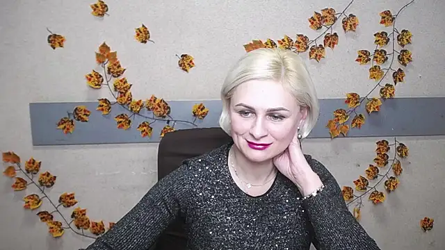 OliviaHorst online show from December 2024 12:33:02 PM