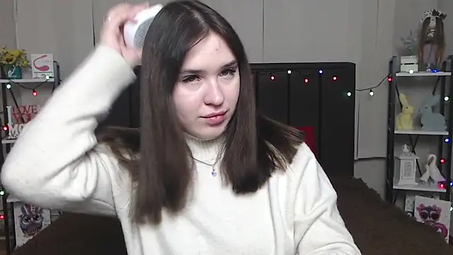 LauraHlot online show from February 2025 01:02:02 AM