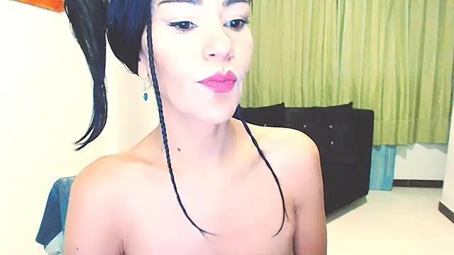 Snapshot of Stephanie520 chatting on January 2025 08:24:01 AM Stephanie520 online show from January 2025 08:24:01 AM