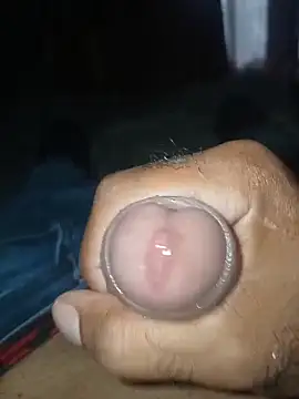 taylorWiiz online show from November 2025 04:18:02 PM