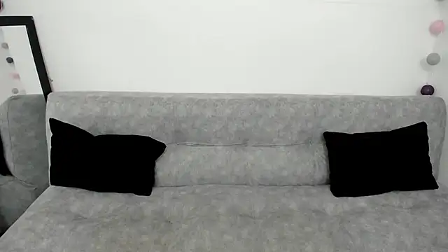 Sofiskies online show from March 2025 04:41:01 AM