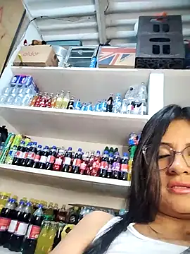 Linda Lars online show from November 2025 03:28:01 AM