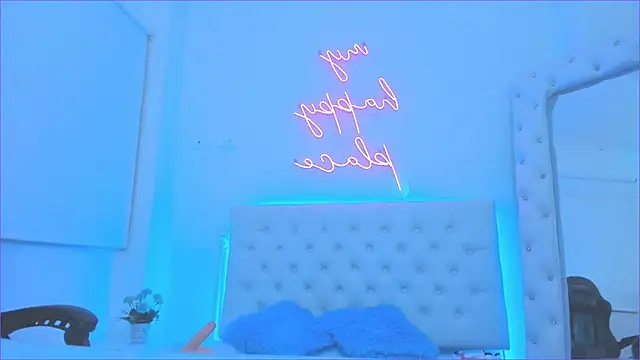 Snapshot of silvana__miller chatting on February 2025 04:20:01 AM silvana miller online show from February 2025 04:20:01 AM