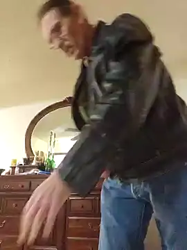 Snapshot of coolbrease10 chatting on December 2024 07:43:01 PM coolbrease10 online show from December 2024 07:43:01 PM